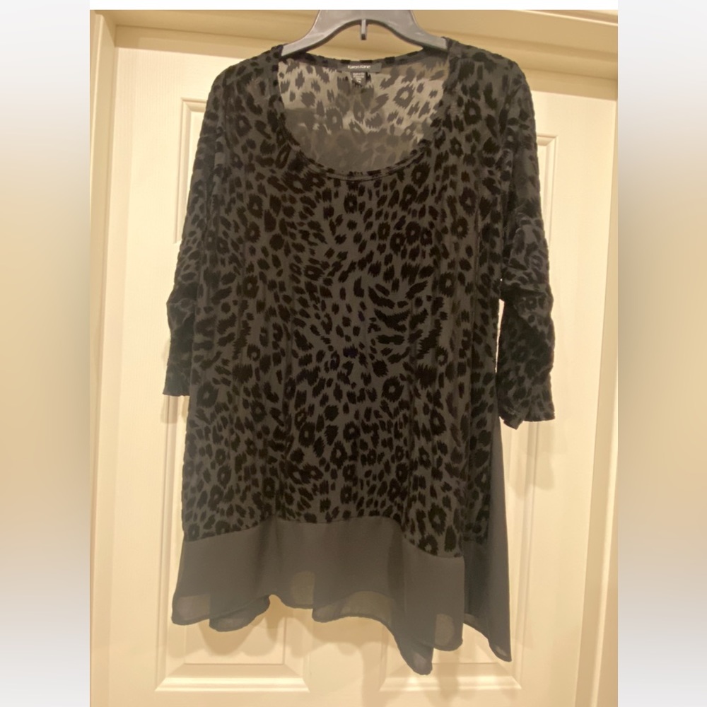 Karen Kane sheer leopard print top. 2X